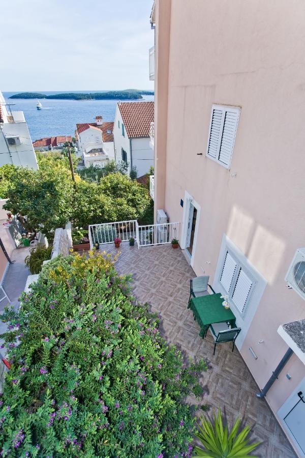 Apartments Anita Hvar Town Exterior foto